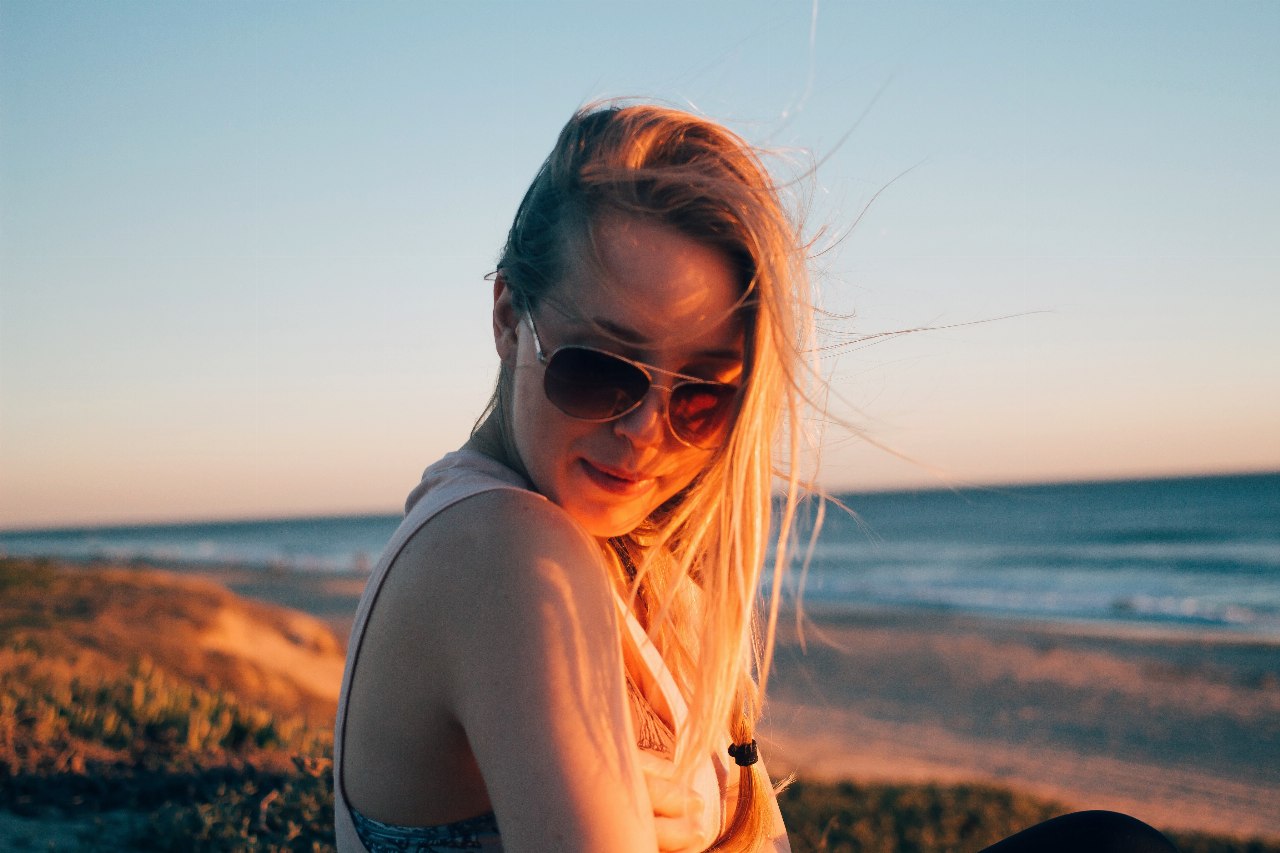 frauen mit blonden haaren